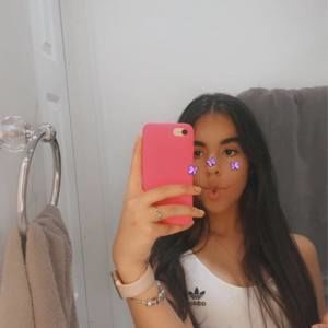 Meet your Posher, Lorena